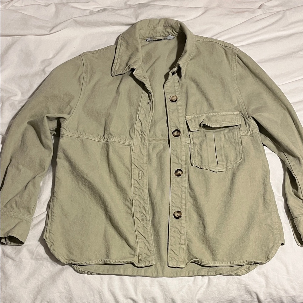 Zara women’s Light Olive Shirt Jacket
